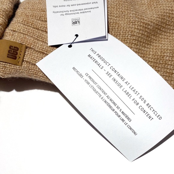 UGG Camel Knit Wool Blend Gloves NWT - Picture 12 of 14